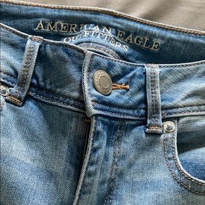 American Eagle Outfitters kick boot jeans 6 reg